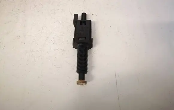 Audi 100 S4 C4 Brake pedal sensor switch 811907343B