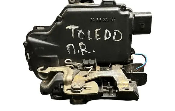 Seat Toledo IV (NH) Front door lock