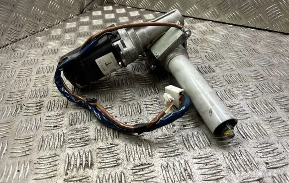 Toyota Yaris Electric power steering pump 