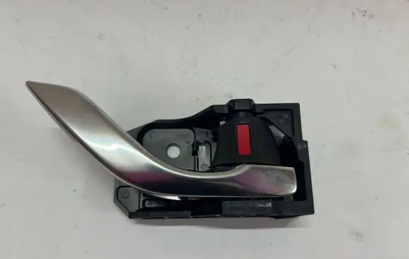 Mazda CX-3 Front door interior handle