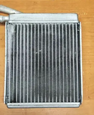 Ford Focus Heater blower radiator