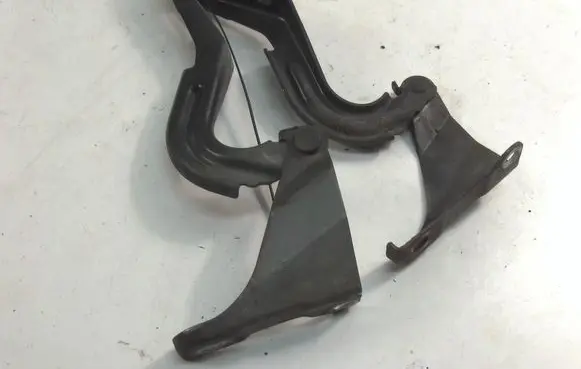 Honda Accord Engine bonnet/hood hinges 