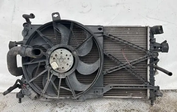 Opel Astra H Radiator set 