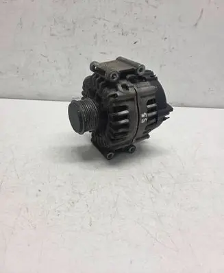 Audi S5 Generator/alternator FG20S017 411000689 2614131A
