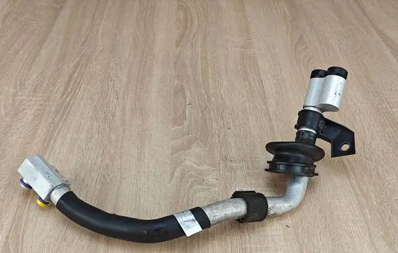 Audi Q5 SQ5 8R Air conditioning (A/C) pipe/hose 8R1260712D