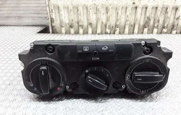 Volkswagen Touran I Climate control unit