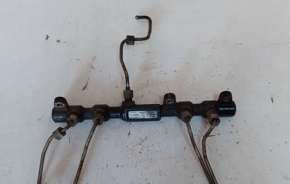 Ford Mondeo Mk III Fuel main line pipe R9144Z050B 2S7Q9D280AA