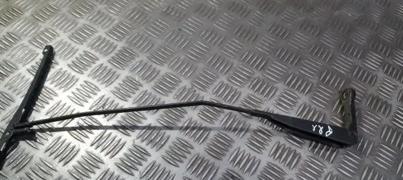 Nissan Primera Rear wiper blade arm