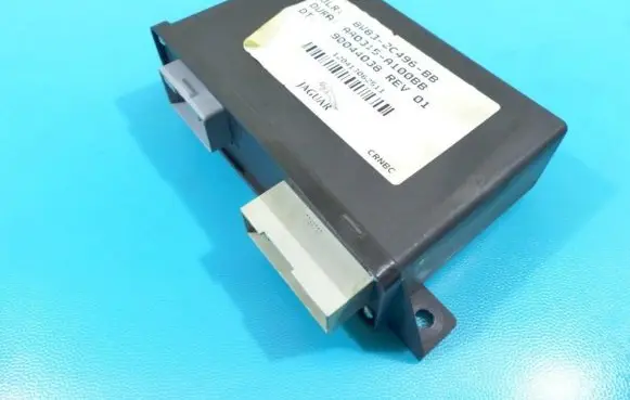 Jaguar XF X250 Central body control module 8W83-2C496-BB IMPRK1224250