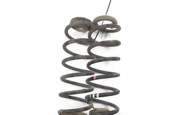 Peugeot 3008 I Rear coil spring
