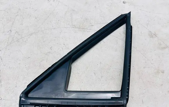 Toyota Corolla Cross Rubber seal front door window/glass 6821616010