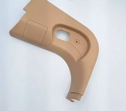 Foot area side trim