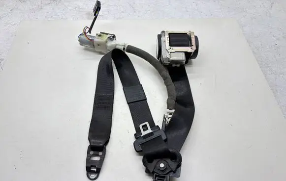 Audi A8 S8 D3 4E Front seatbelt 4E1857706