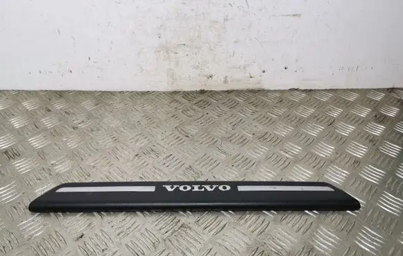 Volvo V40 Cross country Side skirt front trim 31265842