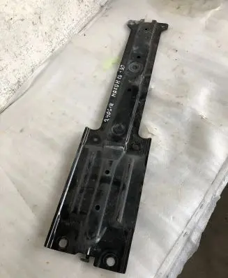 Mazda CX-30 Other under body part Bdgv56a91