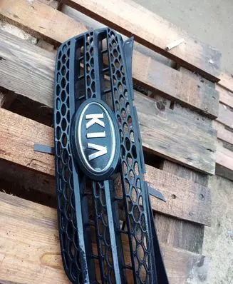 KIA Picanto Front bumper upper radiator grill 8635007500