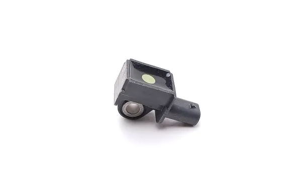 Mercedes-Benz S AMG W222 Airbag deployment crash/impact sensor A2229051400 141108 03528