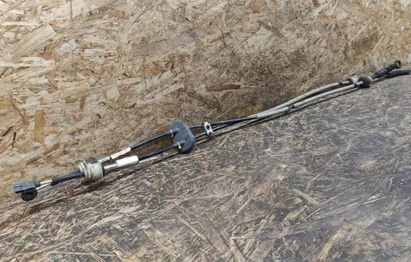 Mercedes-Benz A W176 Gear shift cable linkage A1763600273