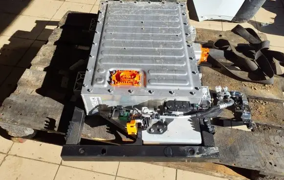 Renault Espace VI Hybrid / electric car battery 295102176R
