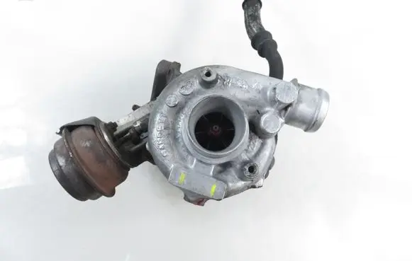 Volkswagen PASSAT B5.5 Turbo 028145702R