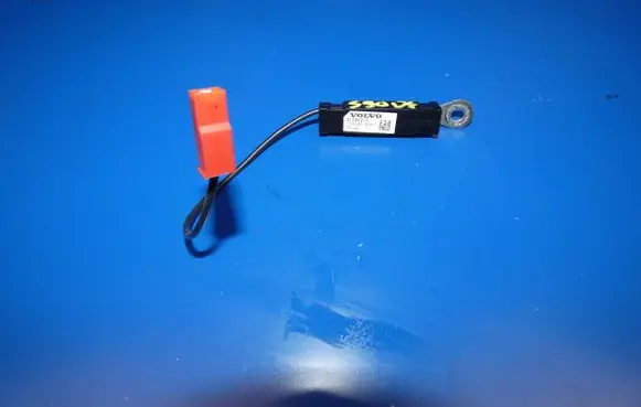 Volvo S90, V90 Aerial antenna amplifier 31384314 17W065AD01