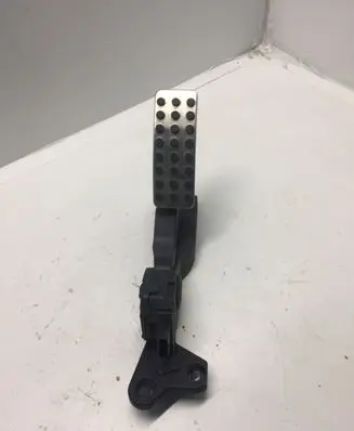 Mercedes-Benz GLE AMG (W166 - C292) Accelerator throttle pedal A2923000100