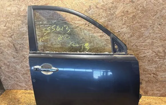 Mitsubishi L200 Front door 