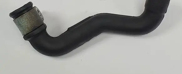 Mercedes-Benz S W221 Breather hose/pipe A2750180482