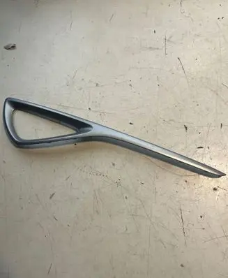 Opel Zafira C Front door trim (molding) 13308144