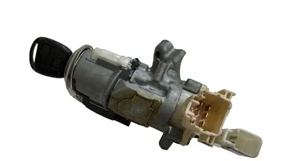 Toyota RAV 4 (XA30) Ignition lock 45020423