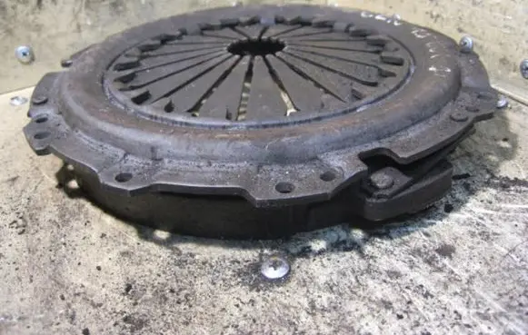 Renault Clio II Pressure plate 2243387618440