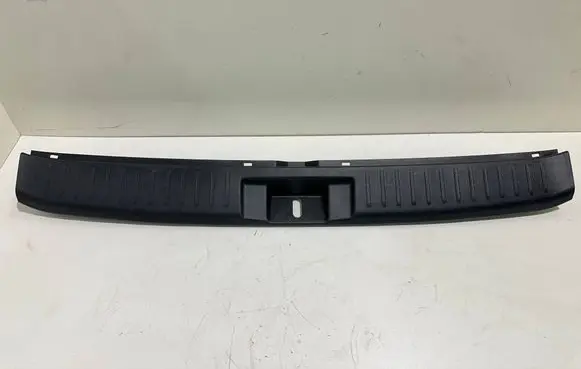 Toyota Highlander XU70 Trunk/boot sill cover protection 583870E090