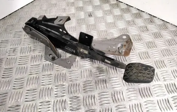 Mazda 5 Brake pedal GCC29