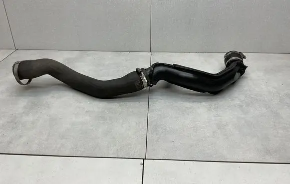 Ford Kuga II Intercooler hose/pipe F1F16F073AC H019M303