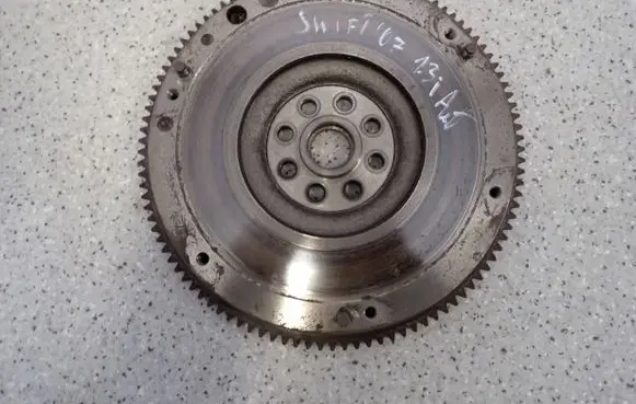Suzuki Swift I Dual mass flywheel 