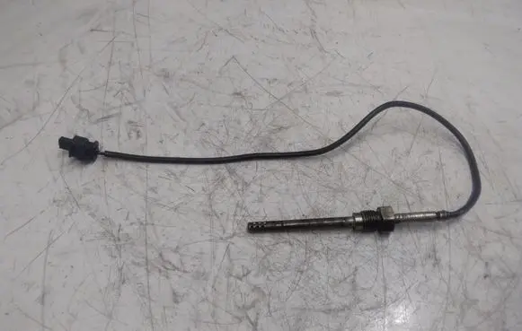 Mercedes-Benz R W251 Exhaust gas temperature sensor A0051531128