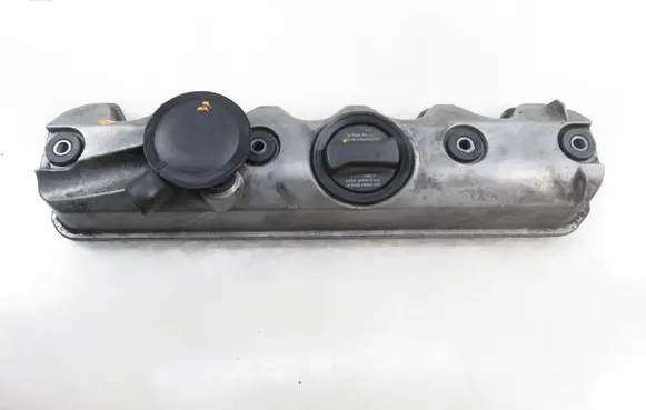 Volvo 850 Rocker cam cover 