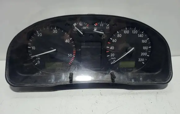Volkswagen PASSAT B5 Speedometer (instrument cluster) 09051969906