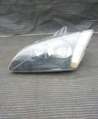 Ford Focus Headlight/headlamp