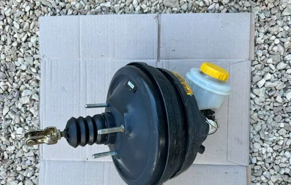 Nissan Terrano Hydraulic servotronic pressure valve 472010X825