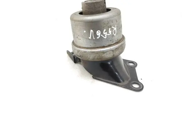 Volkswagen Transporter - Caravelle T5 Engine mount bracket 7E0199256J