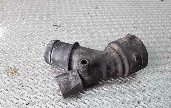 Volkswagen Golf IV Engine coolant pipe/hose 1J0121619A