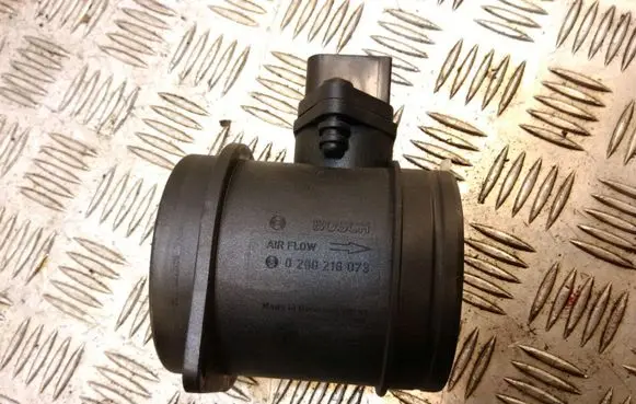 Audi A3 S3 A3 Sportback 8P Mass air flow meter 0280218073
