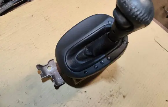 Chrysler Sebring (ST-22 - JR) Gear shifter/selector 04578167AE