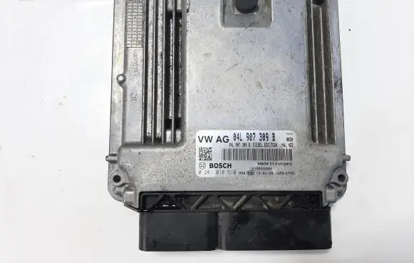Skoda Octavia Mk3 (5E) Engine control unit/module 04L907309B