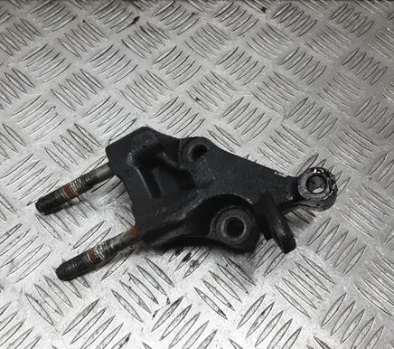 Mazda 6 Engine mounting bracket