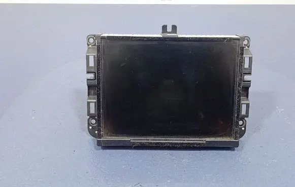 Jeep Grand Cherokee Radio/CD/DVD/GPS head unit QNG-BE2800
