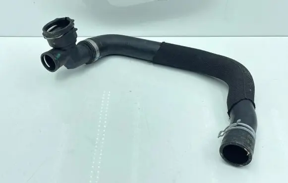 Volkswagen Touran III Engine coolant pipe/hose 5Q0122291BQ