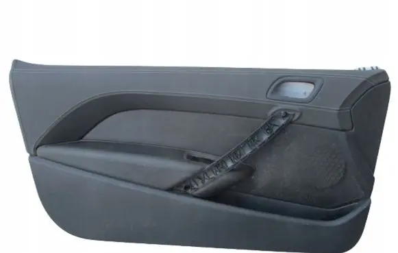 Peugeot RCZ Front door card panel trim