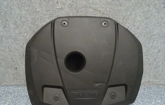 Volvo XC90 Engine cover (trim) 31657647